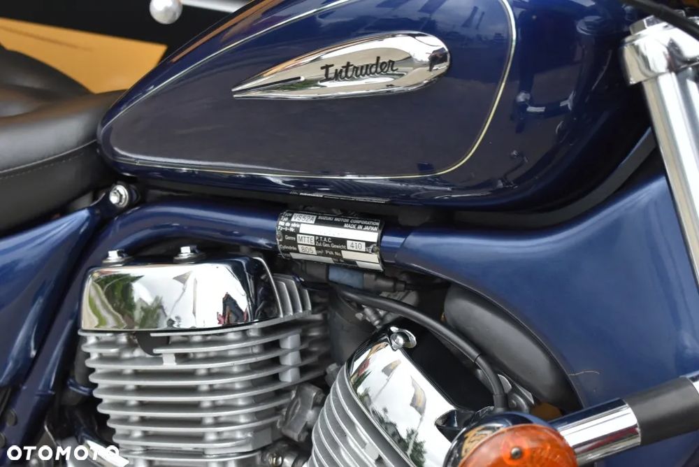 Suzuki Intruder - 36