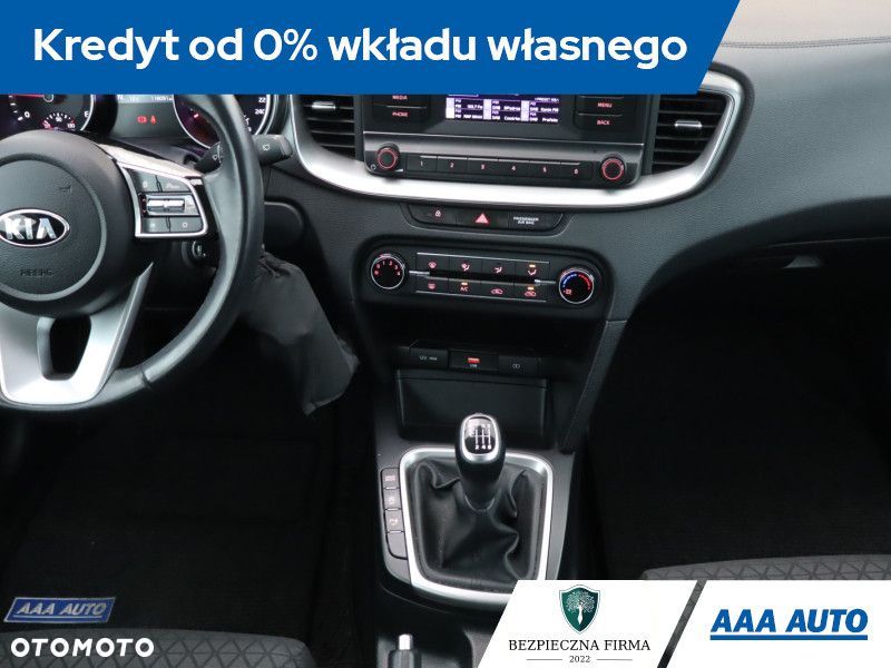 Kia Ceed - 14