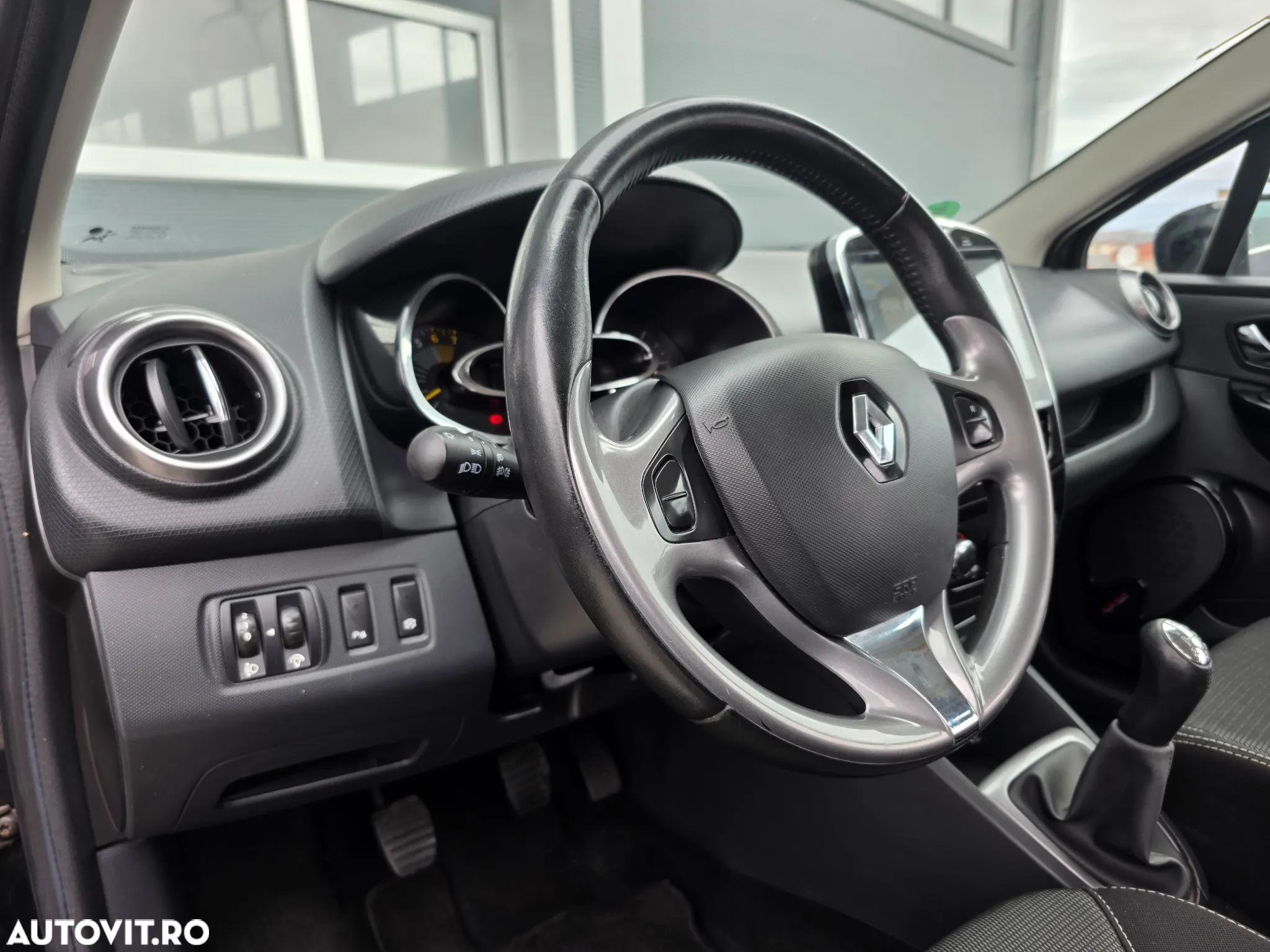 Renault Clio Estate 0.9 TCe Dynamique - 14
