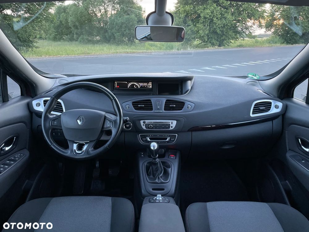 Renault Scenic 1.4 16V TCE Privilege - 9