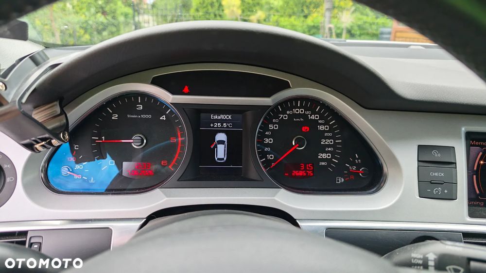 Audi A6 Avant 2.0 TDI - 10