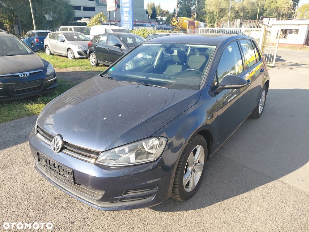 Volkswagen Golf - 3
