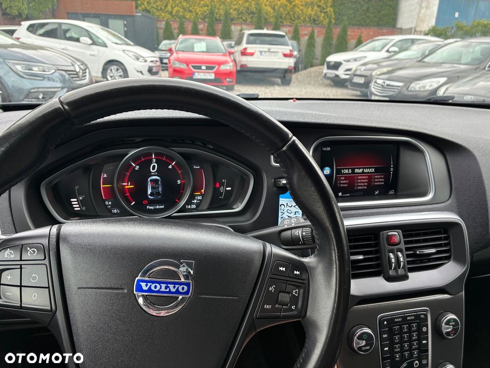 Volvo V40 D2 - 14