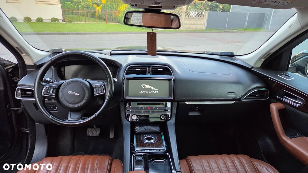 Jaguar F-Pace 3.0 TDV6 AWD Portfolio - 19