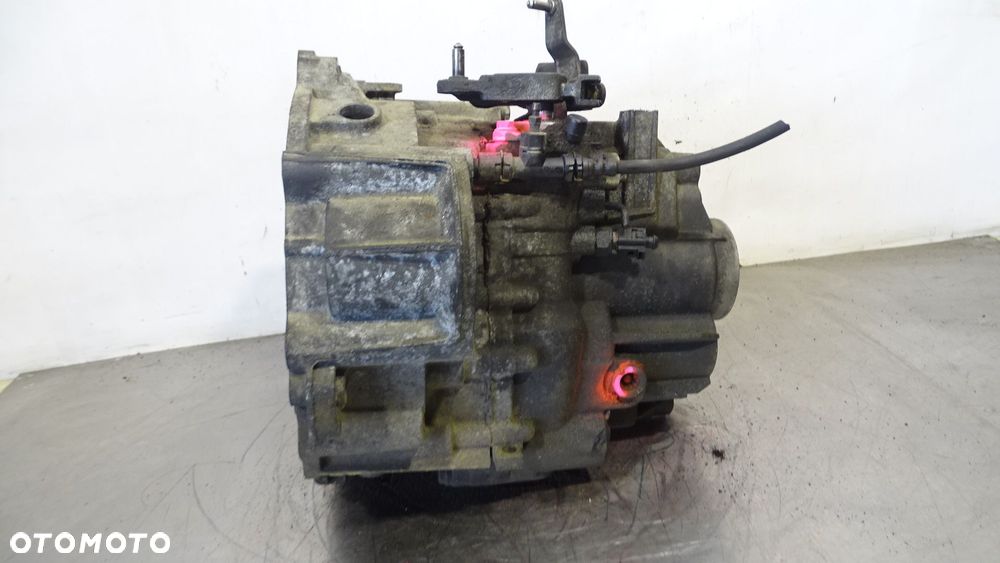 SKRZYNIA BIEGÓW GNE VOLKSWAGEN TOURAN I 2.0 - 3