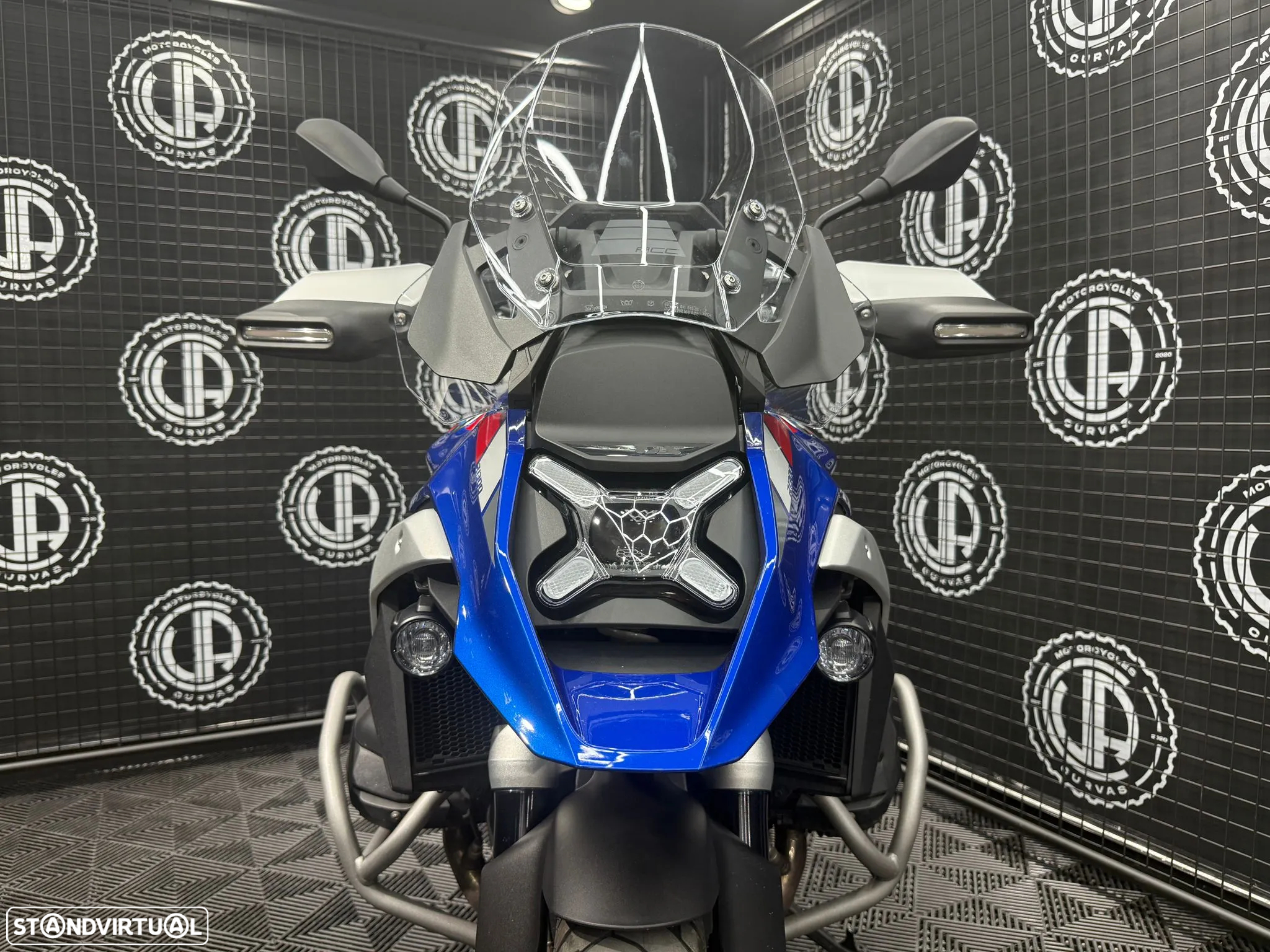BMW R 1300 GS Trophy - 9