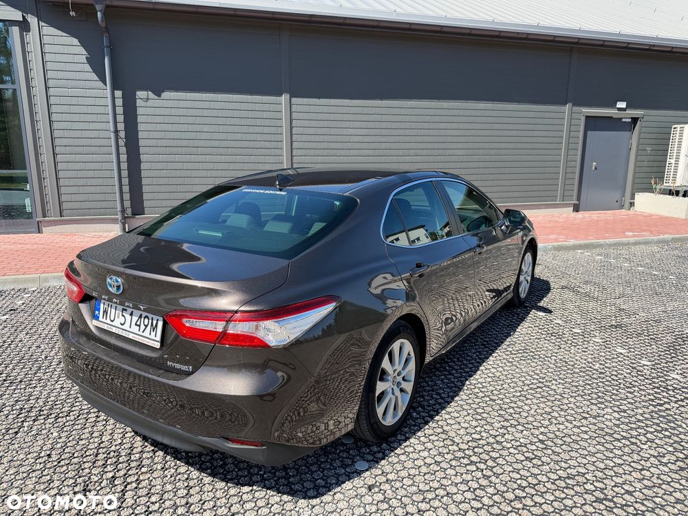 Toyota Camry 2.5 Hybrid Comfort CVT - 3