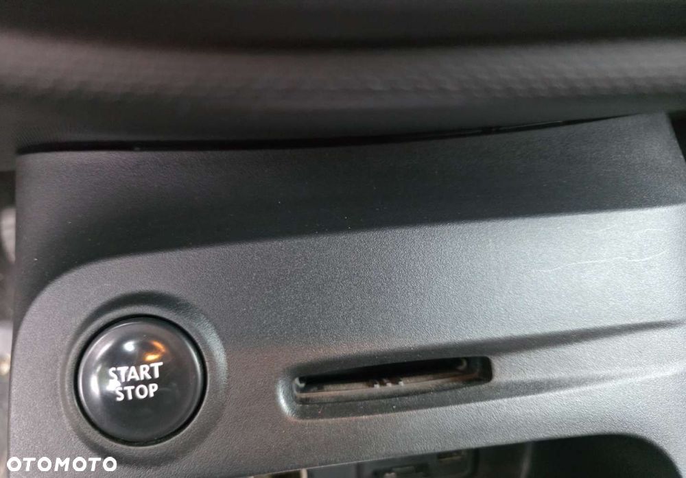 Renault Captur - 19