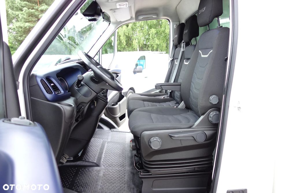 Iveco Daily 35-160 Automat HI-Matic Kontener 4.20 M +Winda 750 kg. Klima Kamera Ledy - 6