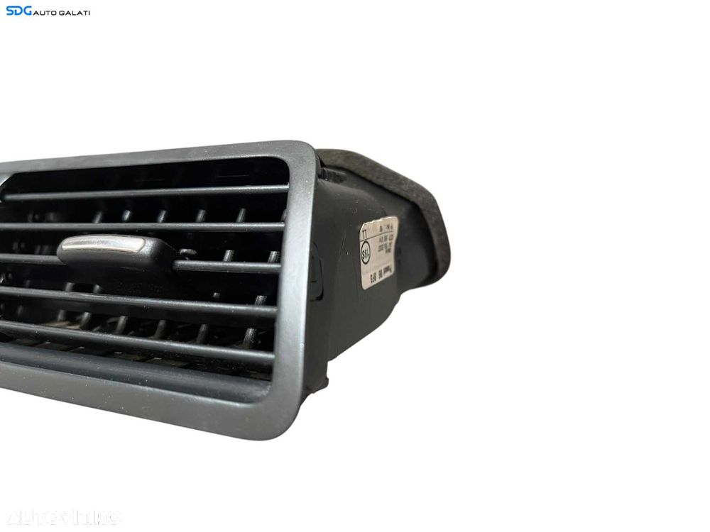 Grila Gura Aer Aerisire Ventilatie Bord Dreapta Volkswagen Passat B6 2005 - 2010 Cod 3C1819702E [B4486] - 3