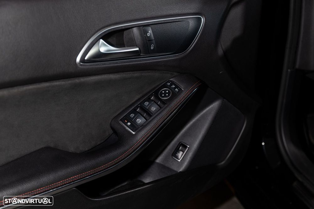 Mercedes-Benz CLA 180 d AMG Line Aut. - 17