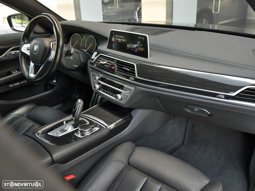 BMW 730 d Pack M - 9