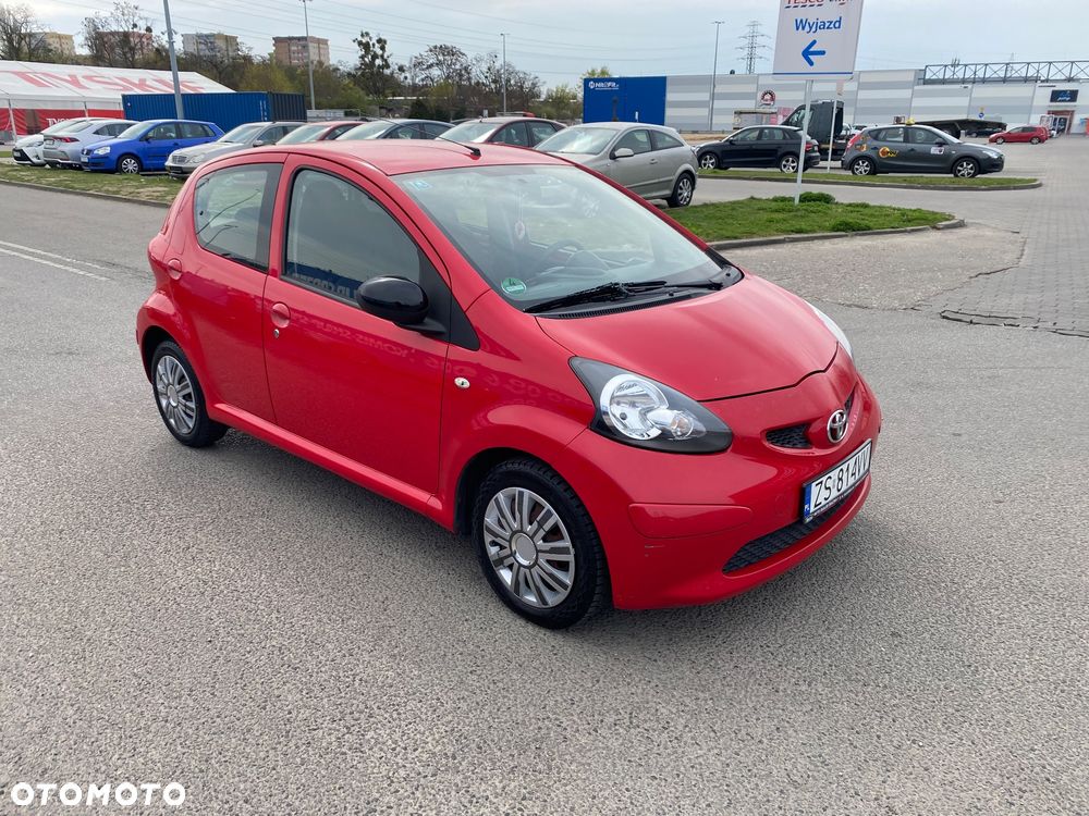 Toyota Aygo City - 3