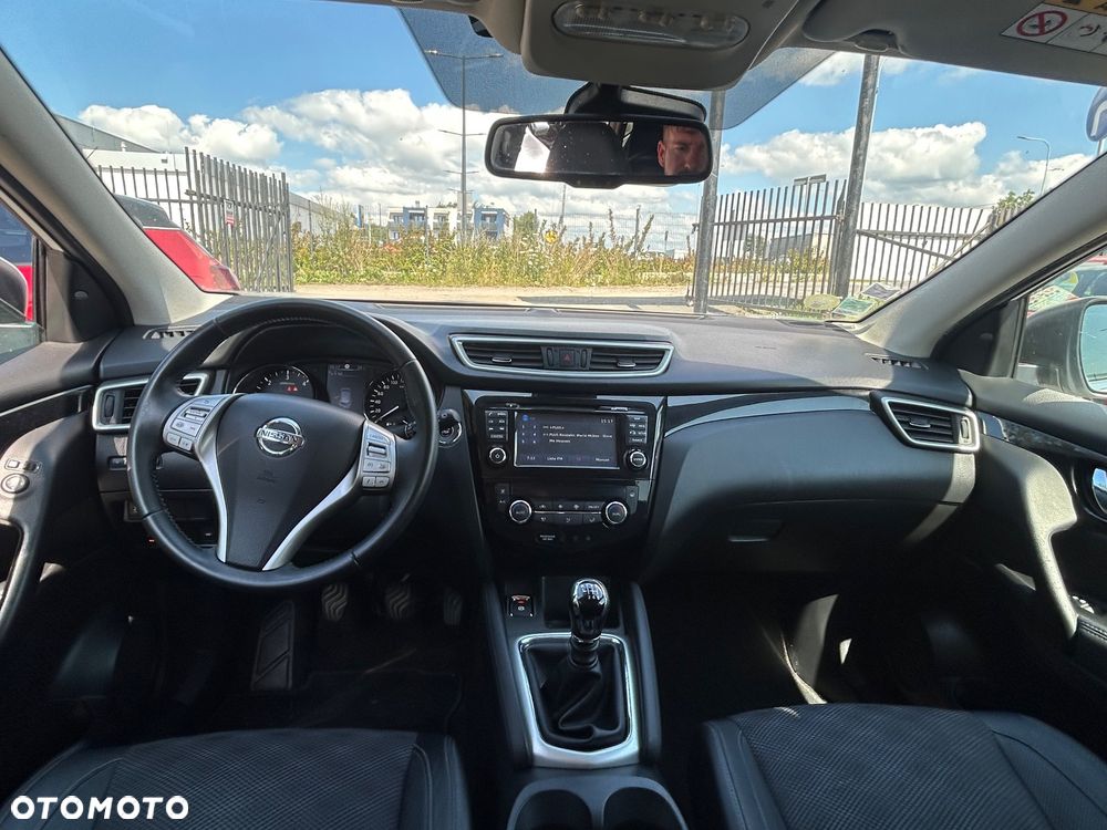 Nissan Qashqai 1.6 dCi Tekna S&S - 16