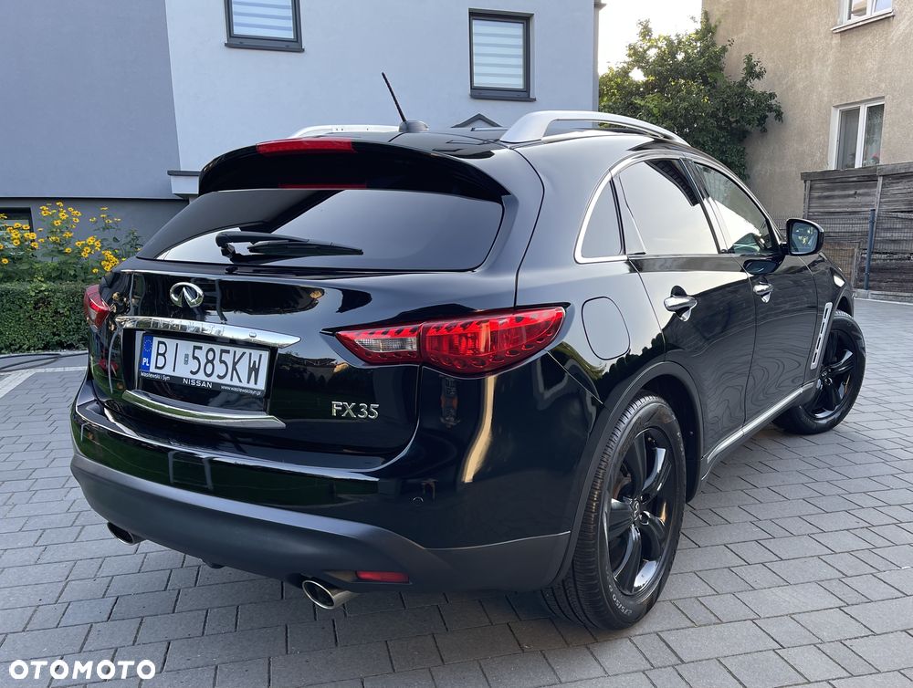 Infiniti FX FX35 - 8
