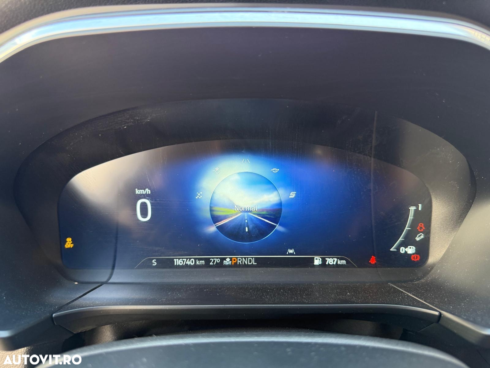 Ford Kuga 2.5 Duratec FWD FHEV Titanium - 24