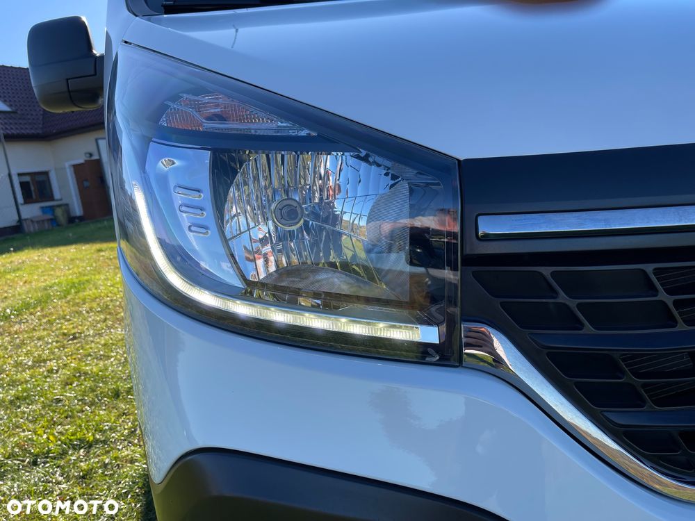 Renault Trafic - 28