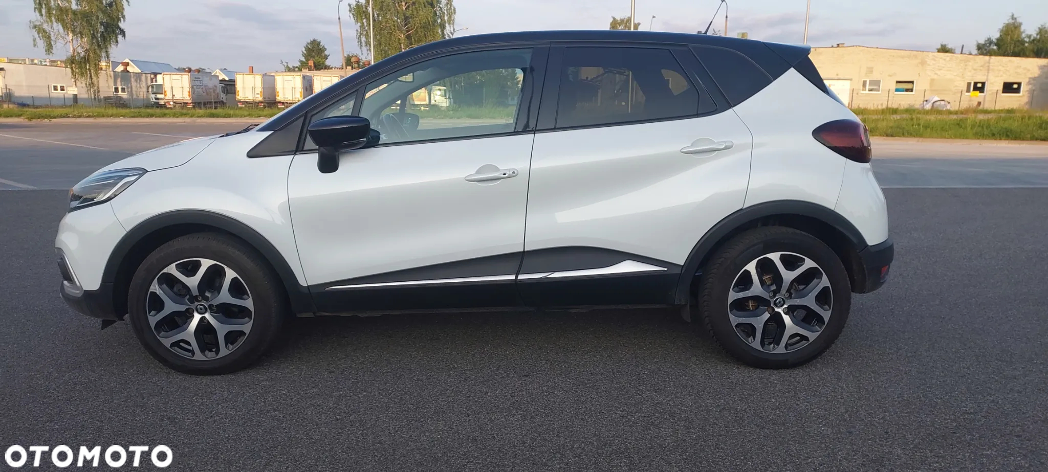 Renault Captur 1.2 Energy TCe Intens - 4