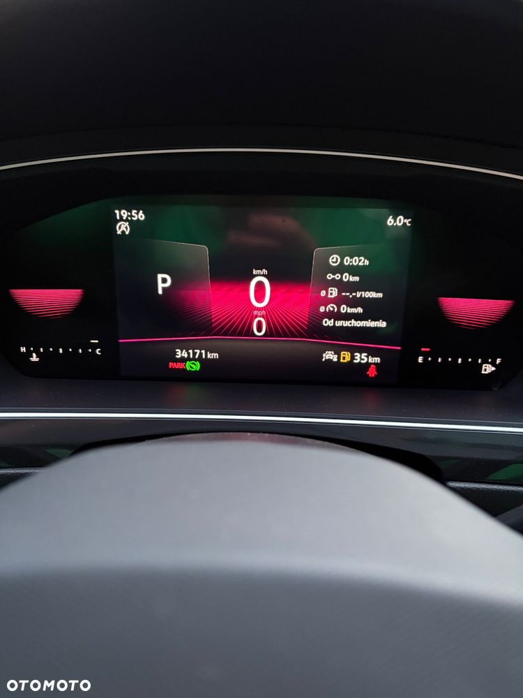 Volkswagen Tiguan - 4