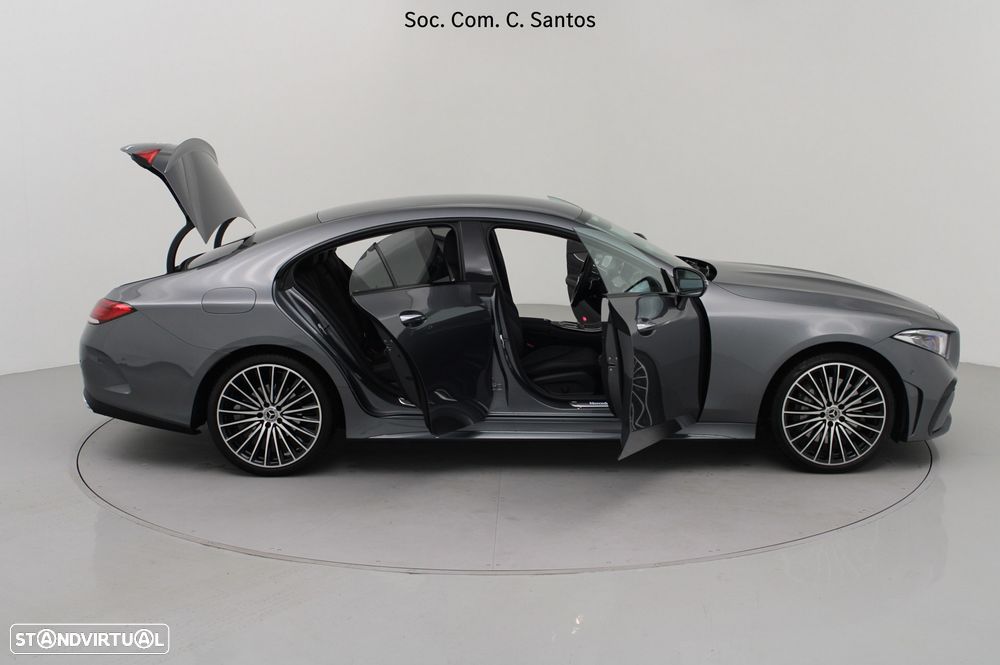 Mercedes-Benz CLS 300 d 4Matic 9G-TRONIC AMG Line - 12