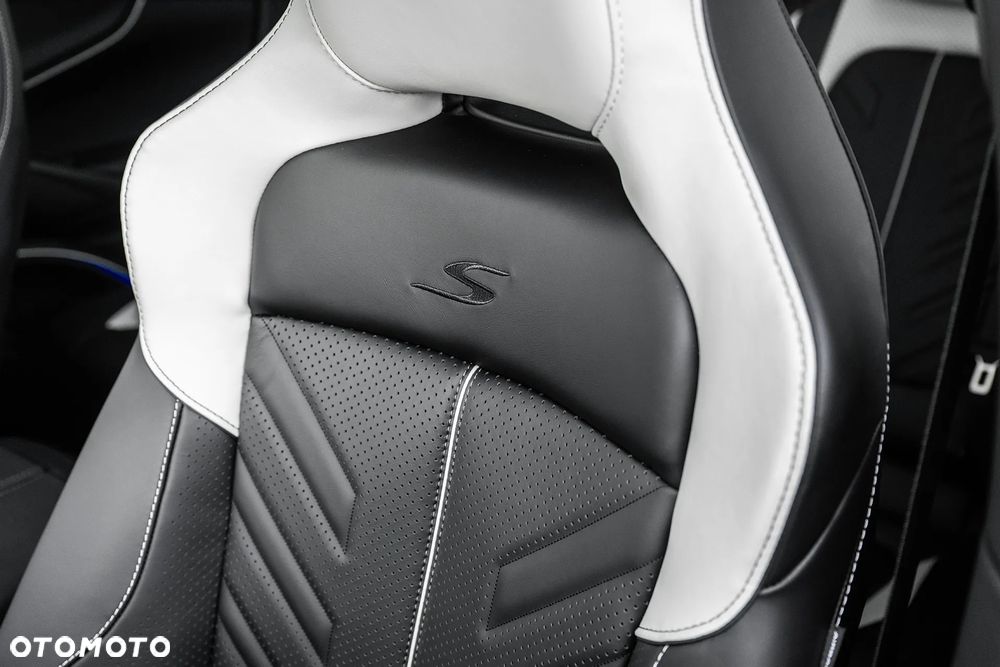 Aston Martin DBX707 - 22