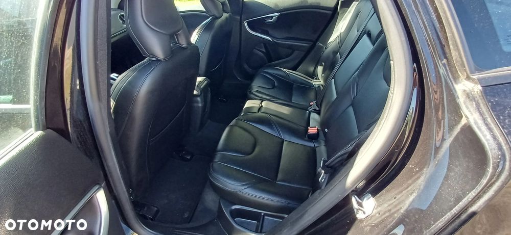 Volvo V40 D2 - 7