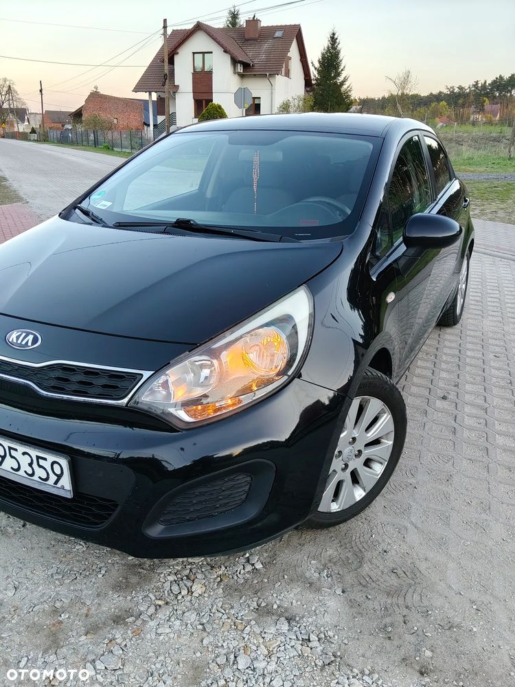 Kia Rio - 6