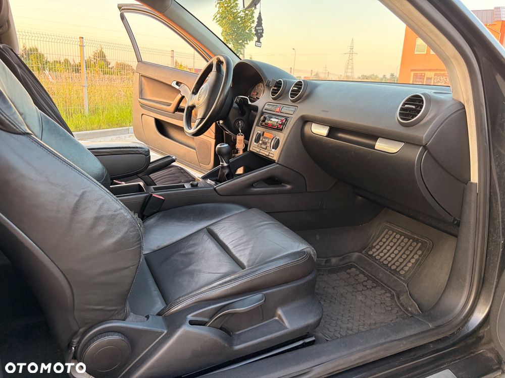 Audi A3 3-drzwiowe 2.0 TDI Ambiente - 23