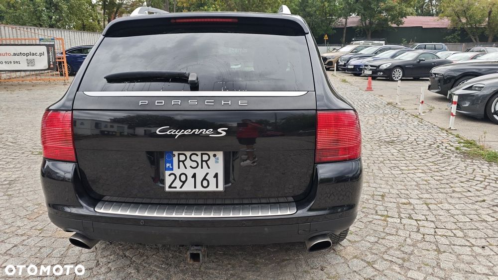 Porsche Cayenne - 6
