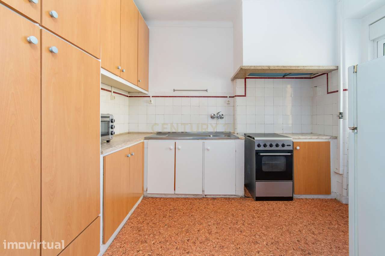 Apartamento T2 em Benfica, Lisboa - Oportunidade Única! - Grande imagem: 3/26