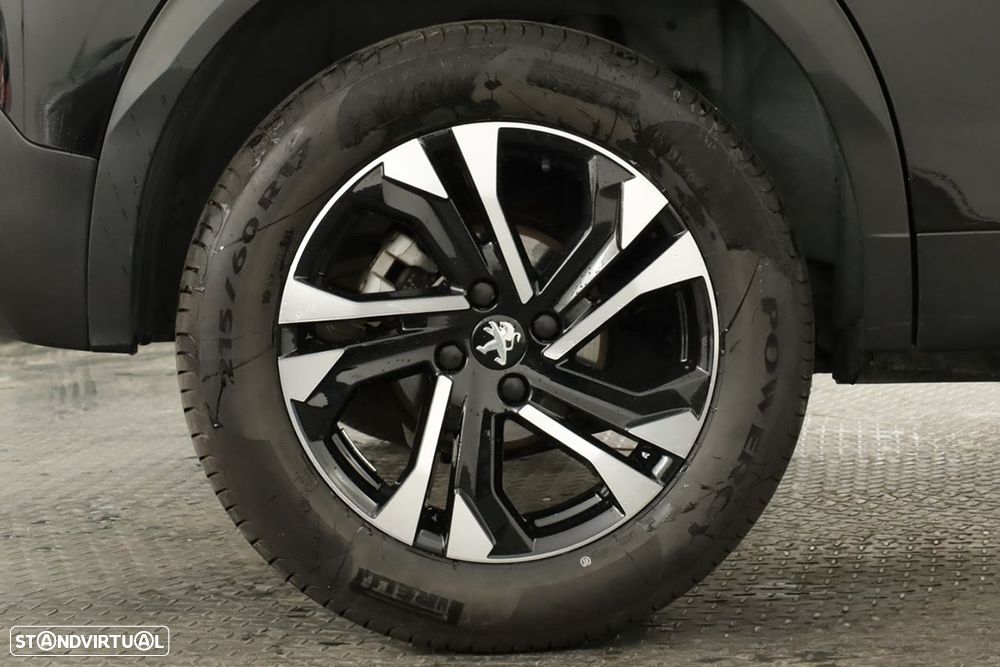 Peugeot 2008 1.2 PureTech Allure Pack EAT8 - 5