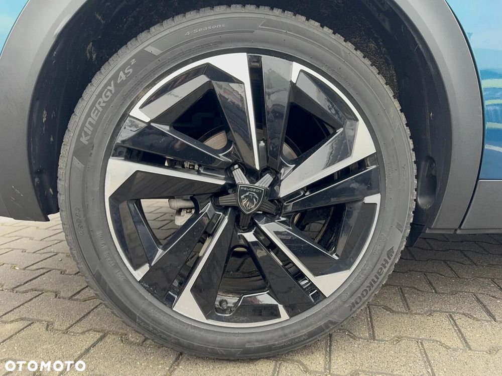Peugeot 408 - 10
