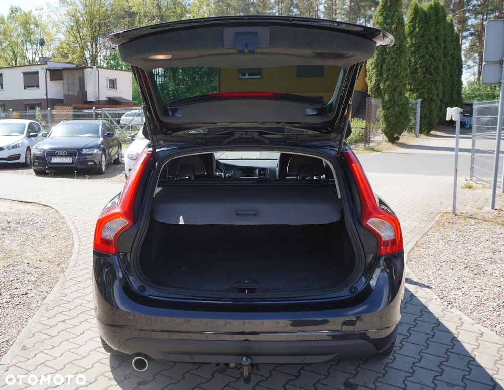 Volvo V60 D2 Momentum - 5