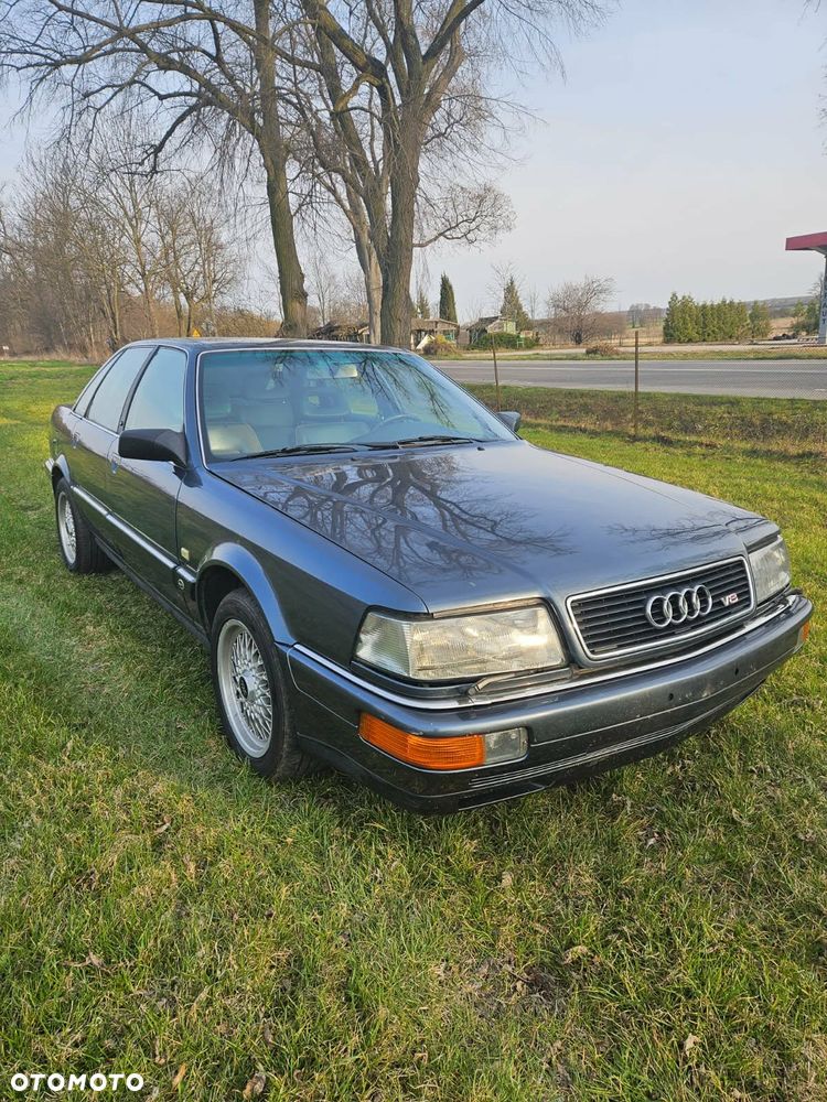 Audi V8 - 1