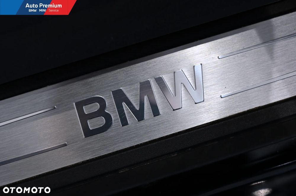 BMW Seria 5 518d - 24