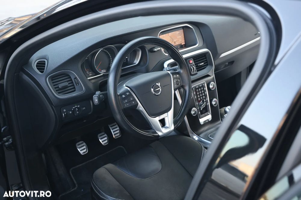 Volvo V40 D2 RDesign - 19