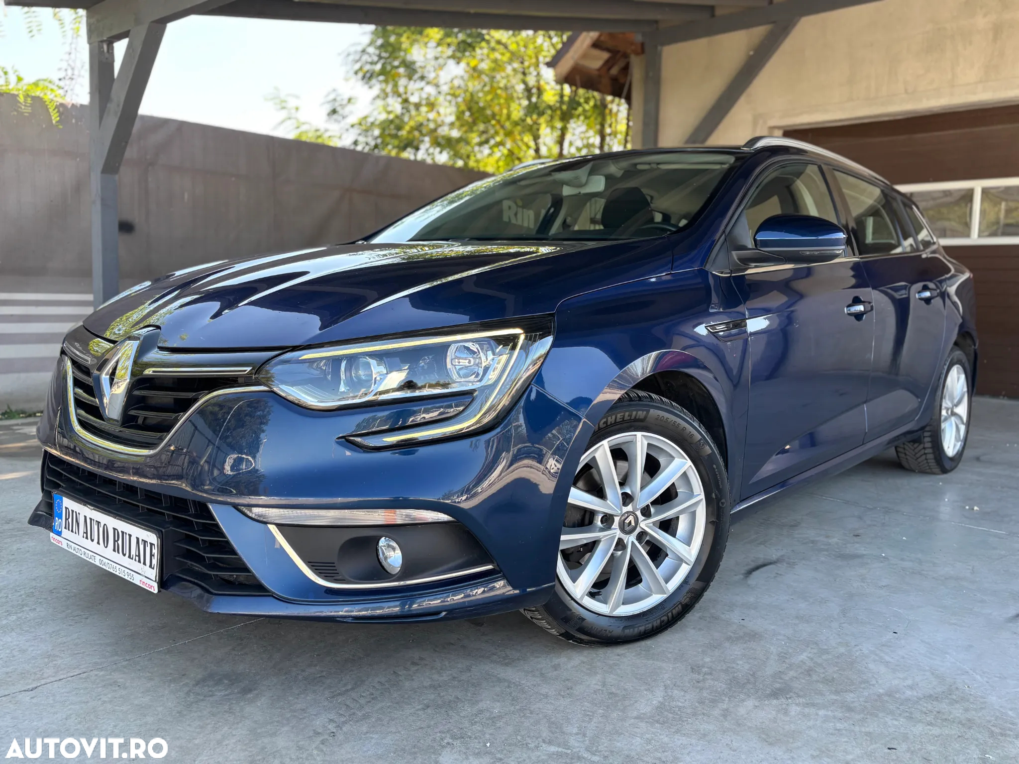 Renault Megane BLUE dCi Business - 4