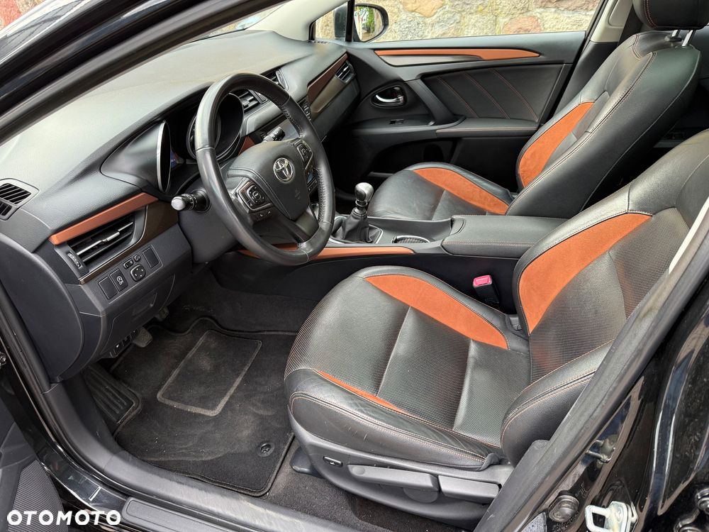 Toyota Avensis 2.0 D-4D Prestige - 14