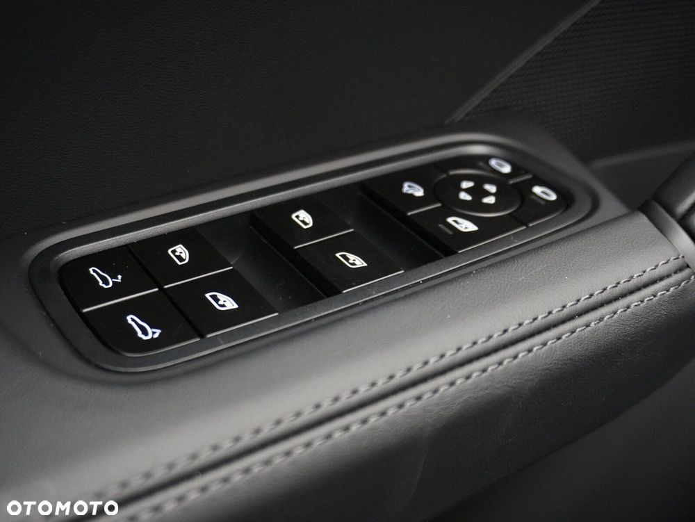 Porsche Cayenne Black Edition - 20