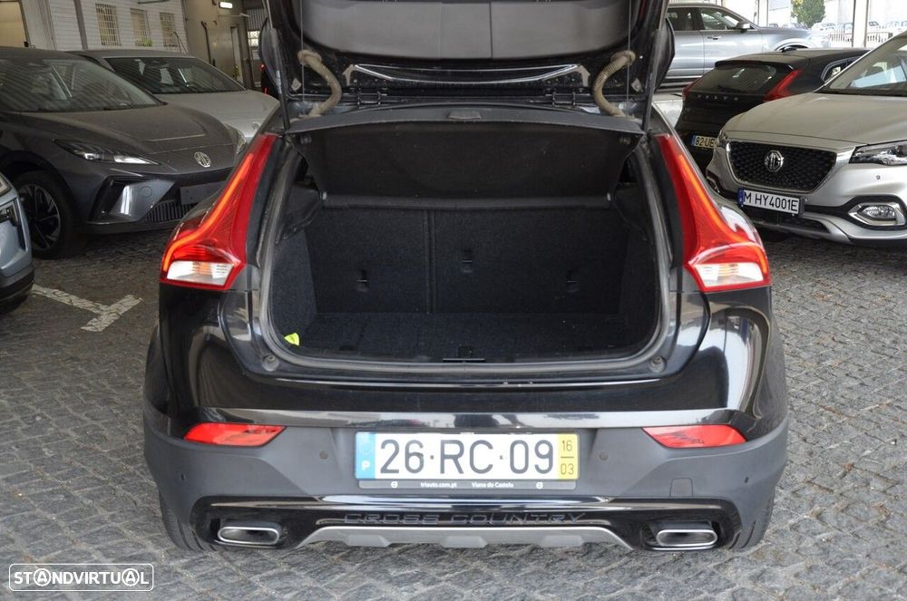 Volvo V40 Cross Country 2.0 D2 Kinetic - 6
