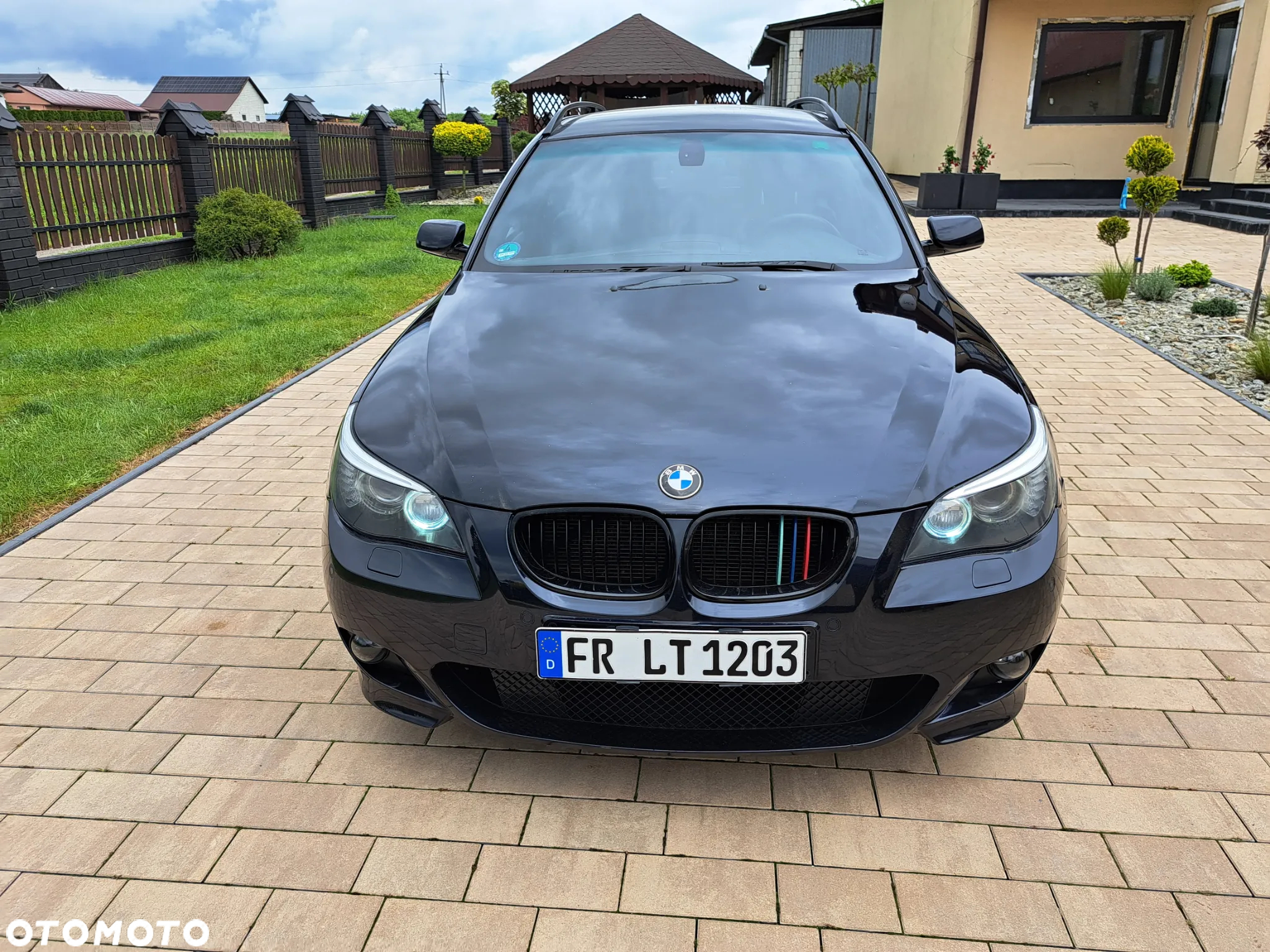 BMW Seria 5 525d Touring Sport-Aut - 2