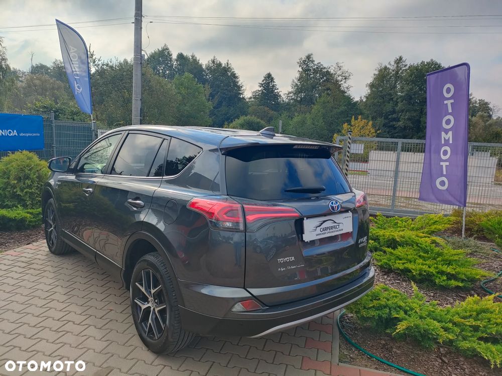 Toyota RAV4 - 14
