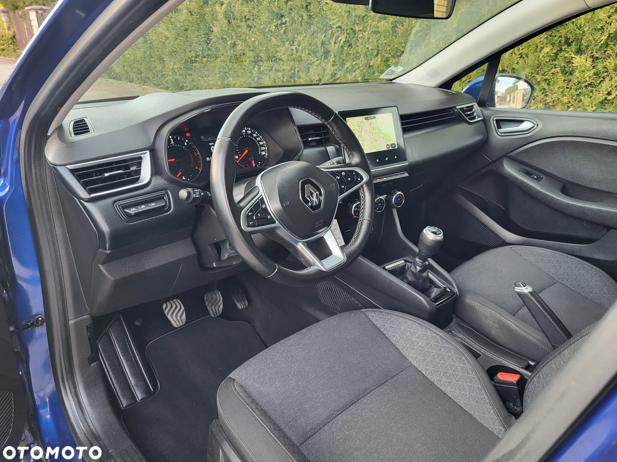 Renault Clio BLUE dCi 100 INTENS - 15