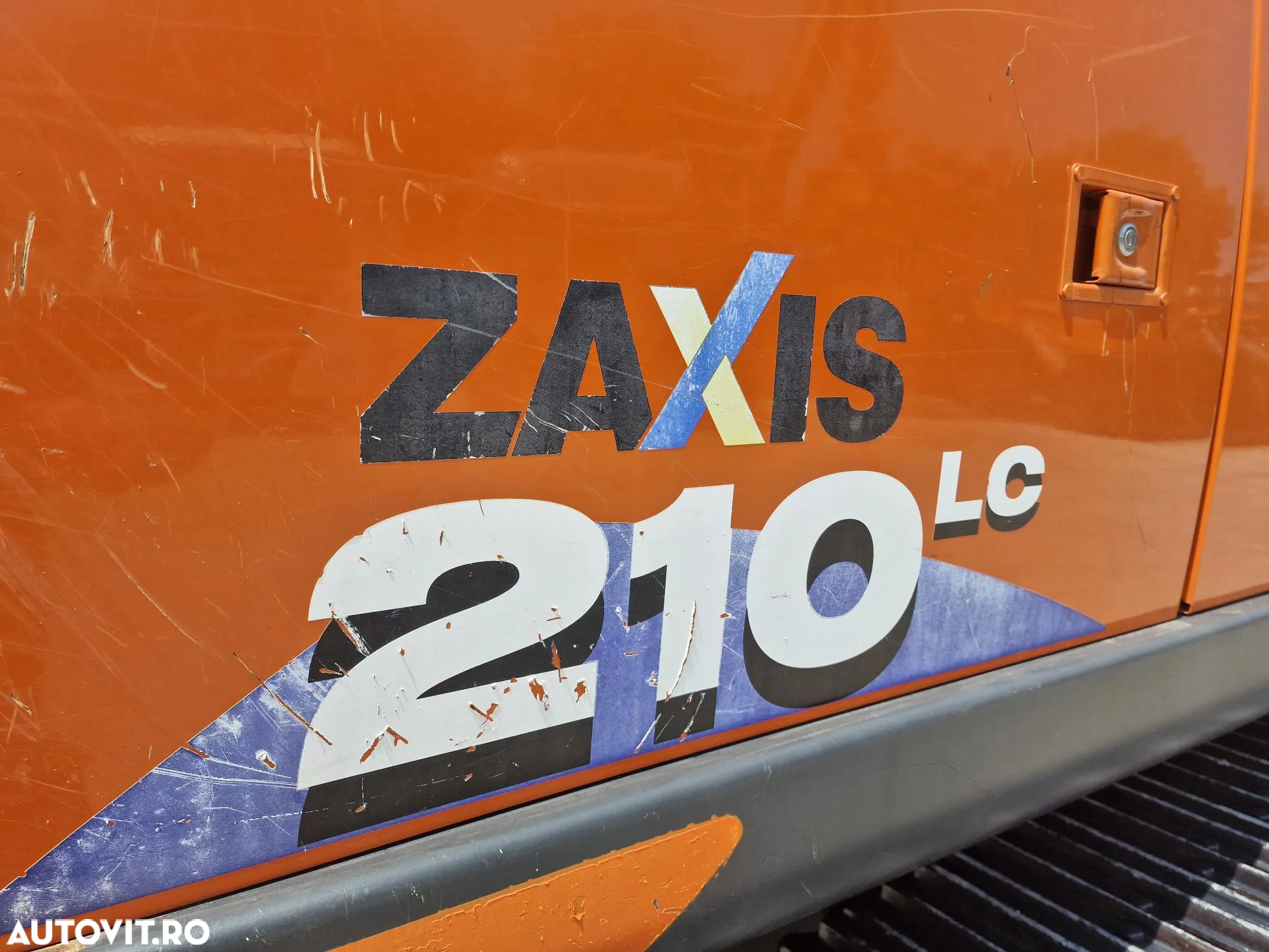 Hitachi ZX210, 2019, 23t, 4.888h, cupa NOUA 1,3mc-96.900 EUR+Tva, camera spate, camere laterale, inst picon, aer cond climatronic, consum 11l/h,. 3 pompe hidr HITACHI, inst picon, lant 90% ok 480h mars, posbilitate leasing 4 ani-PROMOTIE 96.900 EUR+Tva - 31
