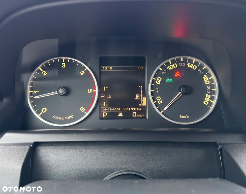 Land Rover Discovery 3.0D V6 S - 17