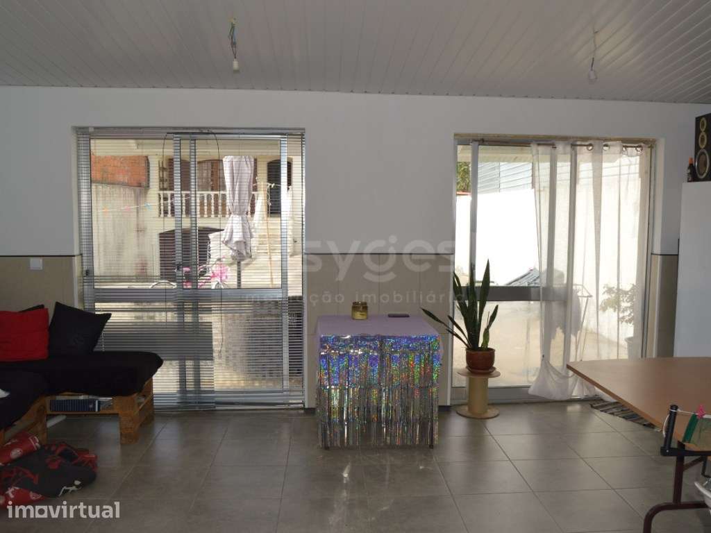 Moradia T3 em Requeixo com terreno de 1200m2 - Grande imagem: 5/23
