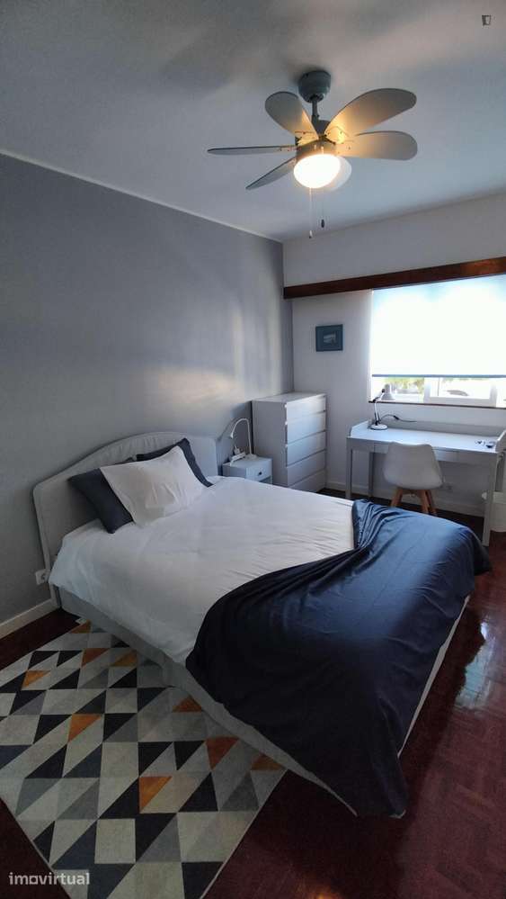 Quarto - localizado em Carcavelos Lisbon - Grande imagem: 2/7
