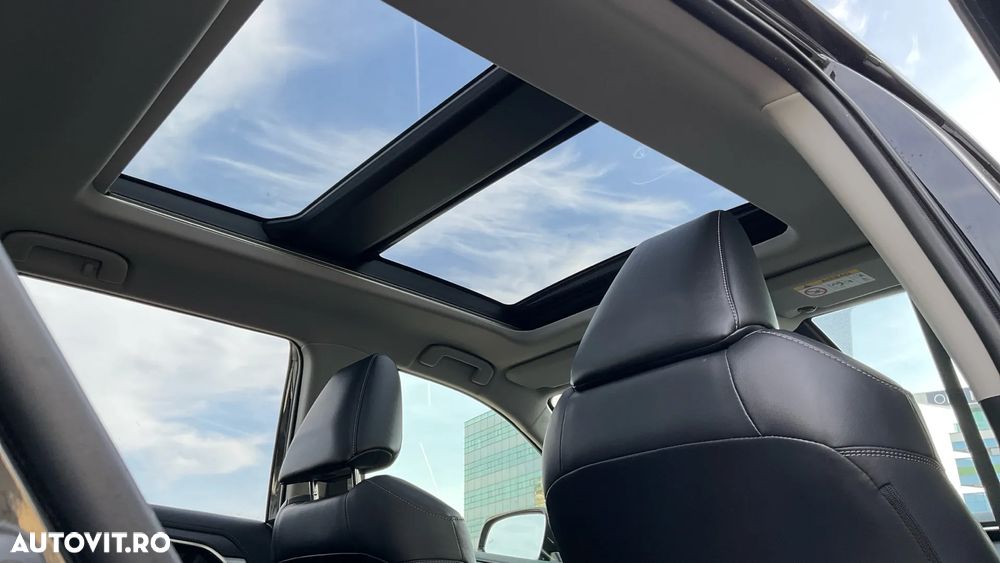 Toyota RAV4 2.5 Hybrid VVT-iE 4x4 Luxury Premium - 16