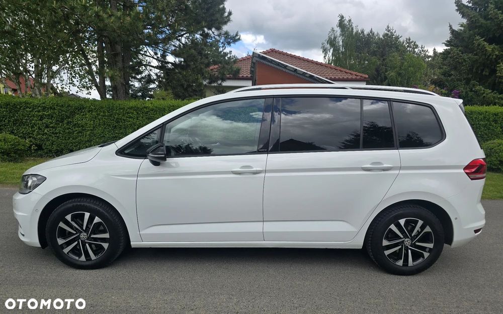 Volkswagen Touran 1.6 TDI SCR IQ.DRIVE - 2