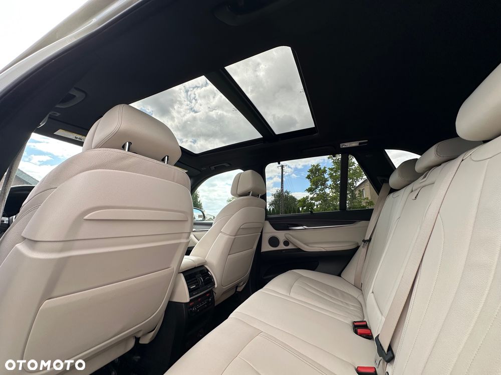 BMW X5 xDrive35i - 17